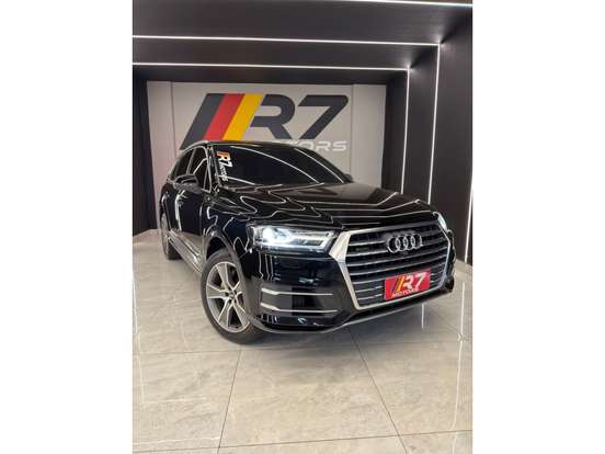 AUDI-Q7-2018