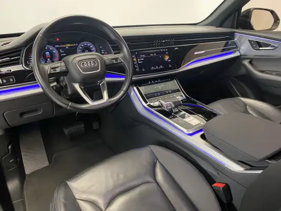 AUDI-Q8-3.0 TFSI GASOLINA PERFORMANCE BLACK QUATTRO TIPTRONIC AUDI-Q8-2019