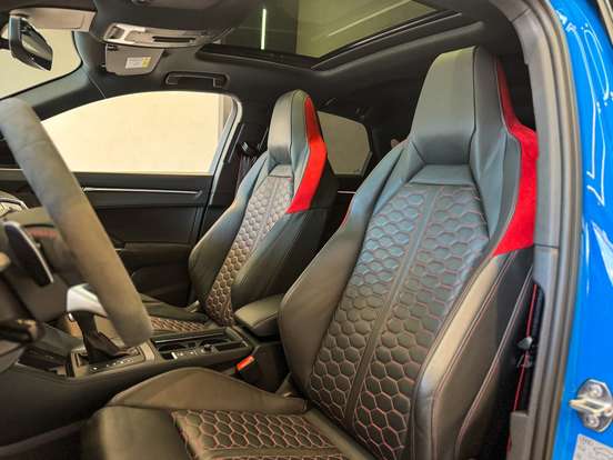 AUDI-RS Q3-2021