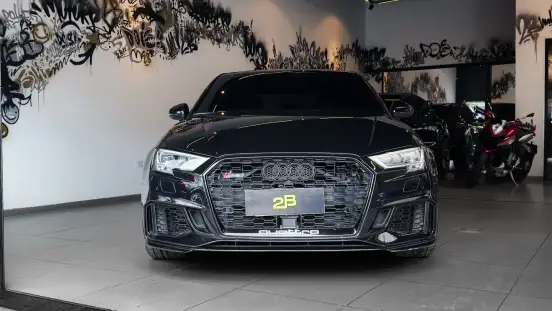 AUDI-RS3-2018