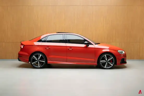 AUDI-RS3-2018