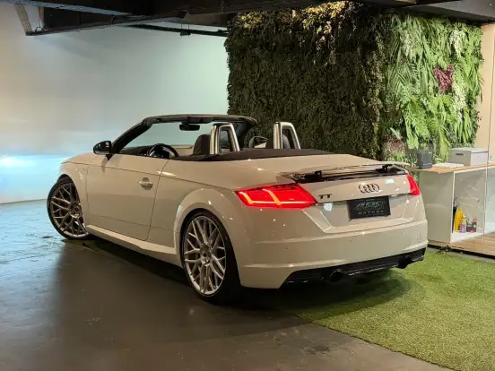 AUDI-TT-2015