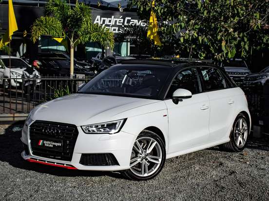 AUDI-A1-2015