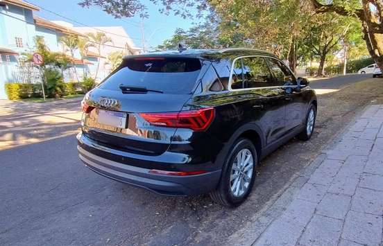 AUDI-Q3-2020