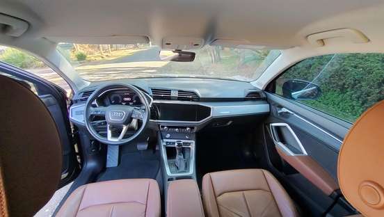 AUDI-Q3-2020