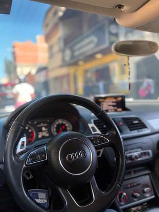 AUDI-Q3-2012