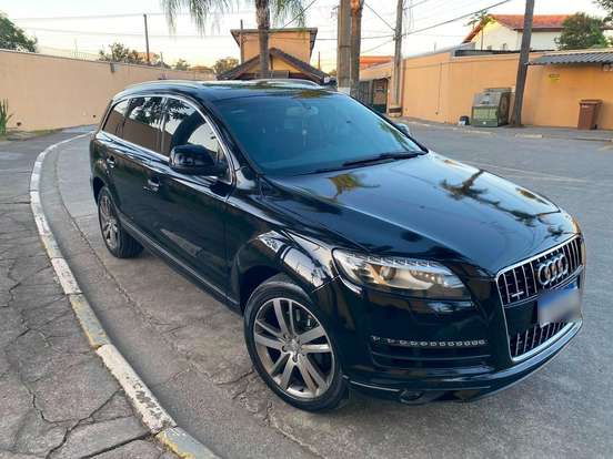 AUDI-Q7-2013