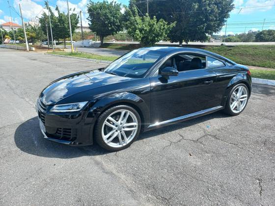 AUDI TT 2.0 TFSI COUPÉ AMBITION 2P GASOLINA S-TRONIC
