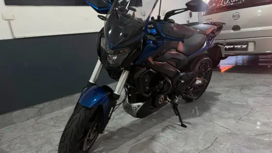 BAJAJ DOMINAR 400 
