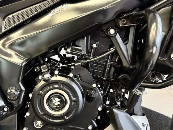 BAJAJ-DOMINAR 400 BAJAJ-DOMINAR 400-2025