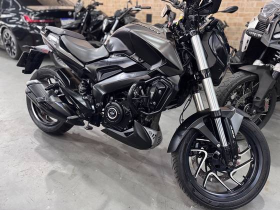 BAJAJ DOMINAR 400 