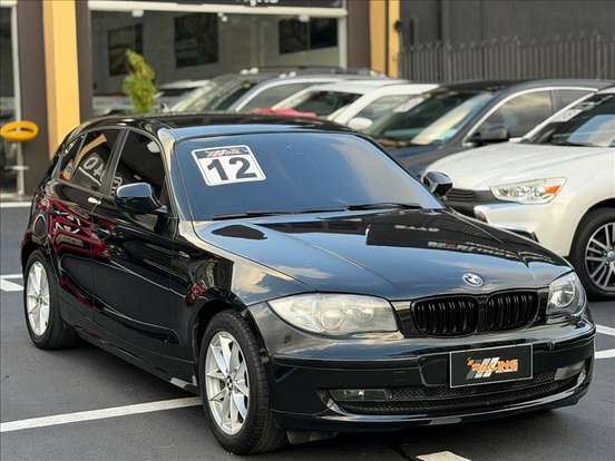 BMW-118i-2.0 UE71 16V GASOLINA 4P AUTOMÁTICO BMW-118i-2011