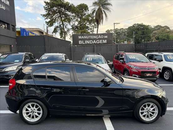 BMW-118i-2.0 UE71 16V GASOLINA 4P AUTOMÁTICO BMW-118i-2011