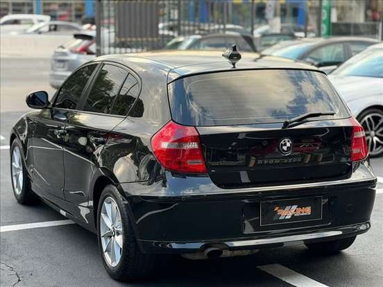 BMW-118i-2.0 UE71 16V GASOLINA 4P AUTOMÁTICO BMW-118i-2011
