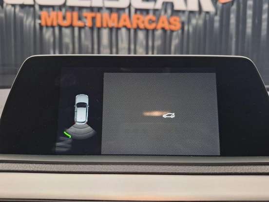 BMW-120i-2019