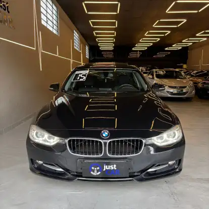 BMW-320i-2015