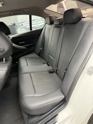 BMW-320i-2014
