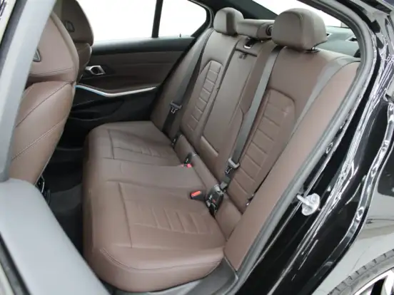 BMW-320i-2.0 16V TURBO FLEX M SPORT AUTOMÁTICO BMW-320i-2025