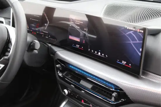 BMW-320i-2025