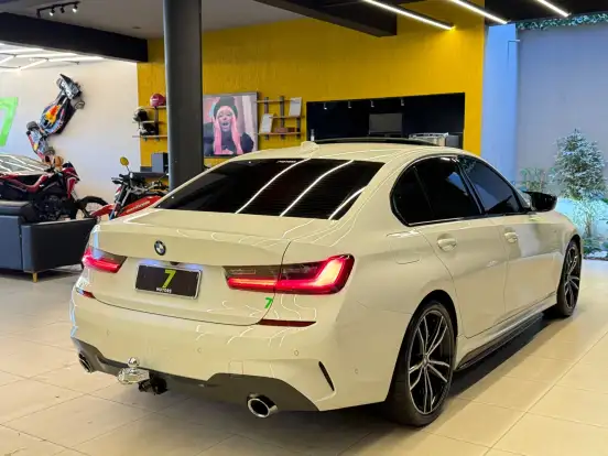 BMW-320i-2.0 16V TURBO FLEX M SPORT AUTOMÁTICO BMW-320i-2021