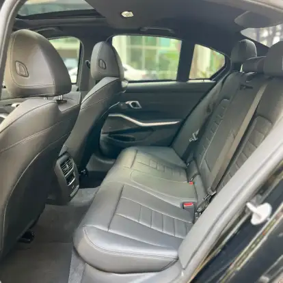 BMW-320i-2025