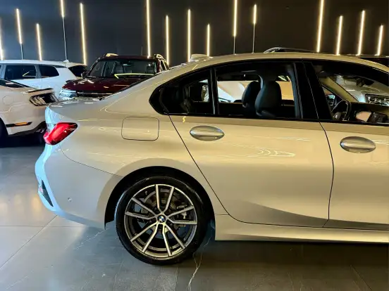 BMW-320i-2.0 16V TURBO FLEX SPORT GP AUTOMÁTICO BMW-320i-2021