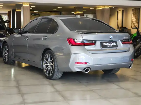 BMW-320i-2024