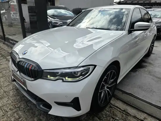 BMW-320i-2.0 16V TURBO GASOLINA SPORT AUTOMÁTICO BMW-320i-2019