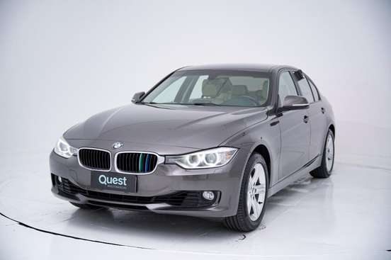 BMW-320i-2014