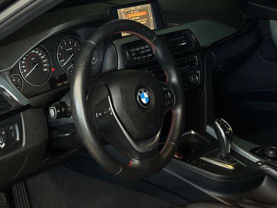 BMW-320i-2.0 16V TURBO ACTIVE FLEX 4P AUTOMÁTICO BMW-320i-2015