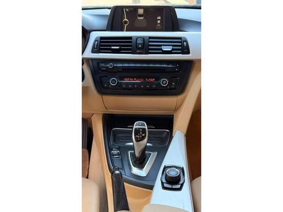 BMW-320i-2.0 16V TURBO ACTIVE FLEX 4P AUTOMÁTICO BMW-320i-2014