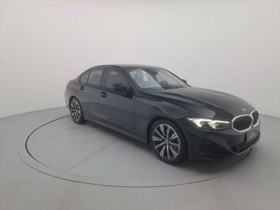 BMW-320i-2022