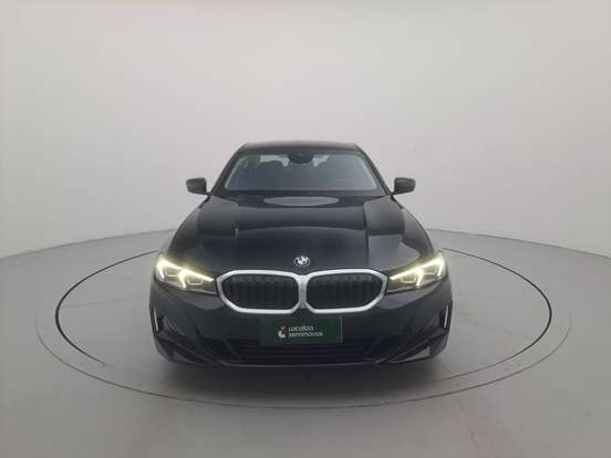 BMW-320i-2022