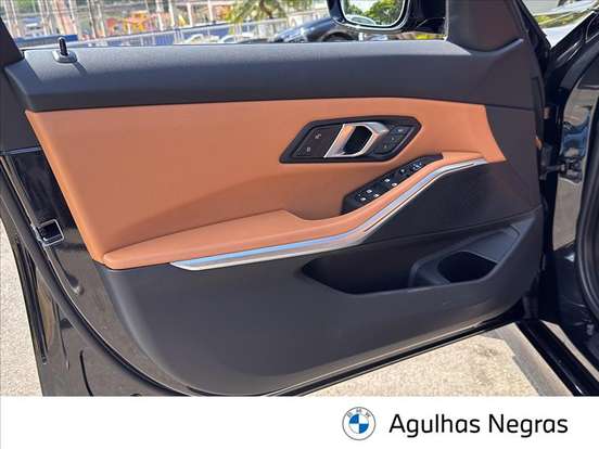 BMW-320i-2024