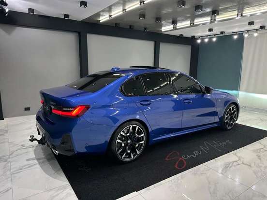 BMW-320i-2025