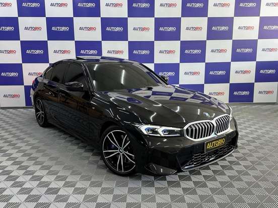 BMW-320i-2022