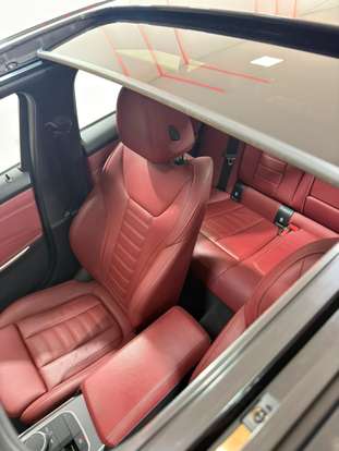 BMW-320i-2024