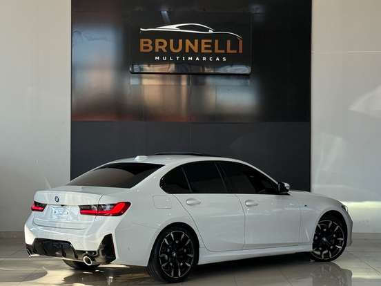 BMW-320i-2.0 16V TURBO FLEX M SPORT AUTOMÁTICO BMW-320i-2022