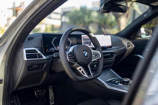 BMW-320i-2025