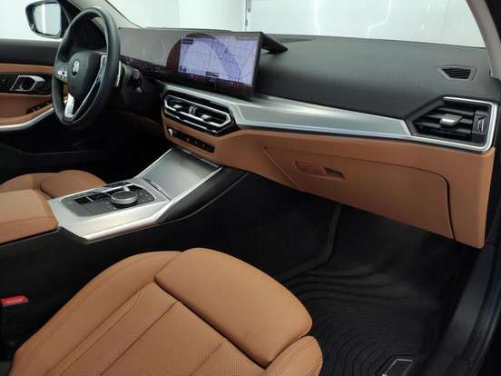 BMW-320i-2024