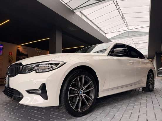 BMW-320i-2.0 16V TURBO GASOLINA M SPORT AUTOMÁTICO BMW-320i-2019