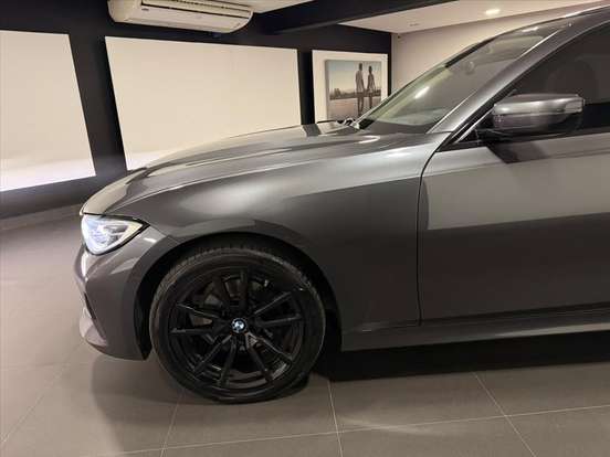 BMW-320i-2.0 16V TURBO GASOLINA SPORT GP AUTOMÁTICO BMW-320i-2020