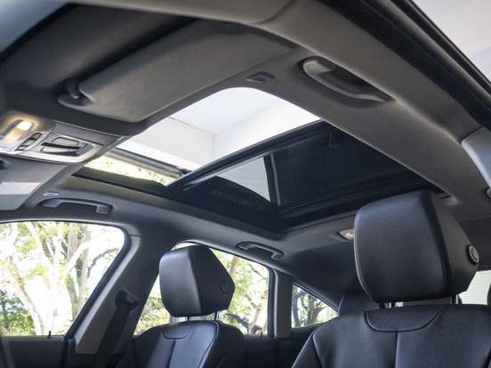 BMW-320i-2.0 GT SPORT 16V TURBO GASOLINA 4P AUTOMÁTICO BMW-320i-2016