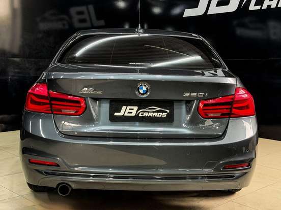 BMW-320i-2016