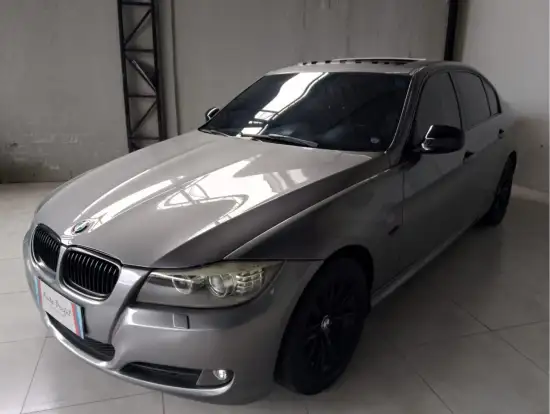 BMW-325i-2011