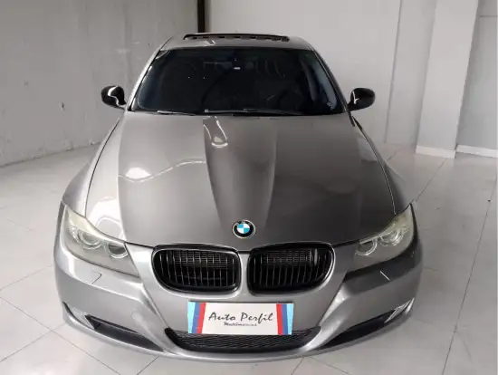 BMW-325i-2011