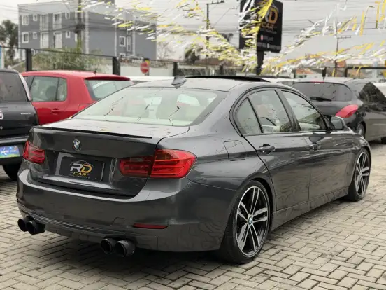 BMW-328i-2011