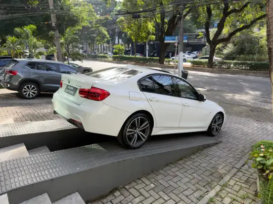 BMW-328i-2.0 M SPORT 16V ACTIVEFLEX 4P AUTOMÁTICO BMW-328i-2016
