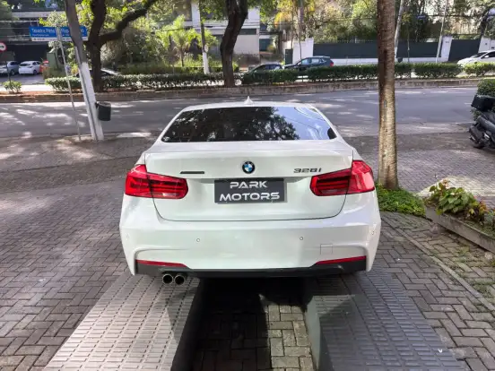 BMW-328i-2.0 M SPORT 16V ACTIVEFLEX 4P AUTOMÁTICO BMW-328i-2016