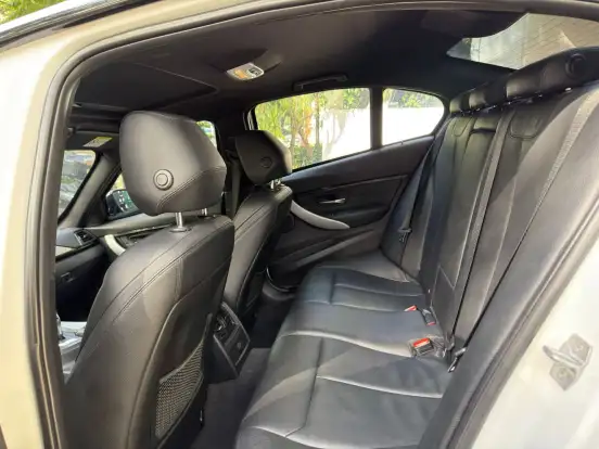 BMW-328i-2.0 M SPORT 16V ACTIVEFLEX 4P AUTOMÁTICO BMW-328i-2016